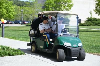 Students from ֻ̳work a computer controlled golf cart on the military school's campus in Lexington, Virginia